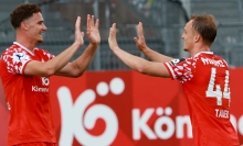 Torschützen unter sich: Fabio Moreno Fell traf gegen die Stuttgarter Kicker zweimal, Niklas Tauer erhöhte zwischendrin durch den zweiten Treffer.