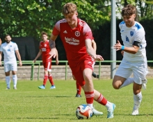 Leon Nauth sicherte den Sieg der SVW in Offenbach mit einem Doppelpack ab.