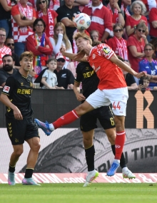Blitzcomeback gegen den 1.FC Köln: Nelson Weiper bleibt 05er.