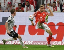 Kapitän Silvan Widmer, nach 70 Minuten für Phillipp Mwene gekommen, steht mit den 05ern in der Ligaphase der Conference League.