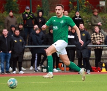 Michael Steffens brachte den VfR Nierstein gegen Fortuna Mombach mit 3:2 in Führung.