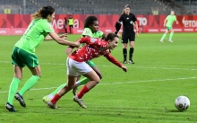 Kara Bathmann erzielte in Meppen das 1:0 und damit das erste Zweitligator der 05-Fußballerinnen.