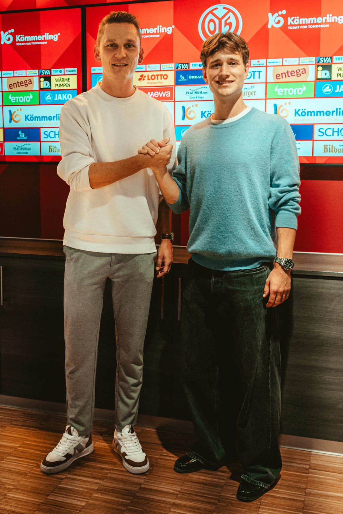 05-Sportdirektor Niko Bungert freut sich auf William Bøving.