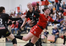 Lena Thoß war beim hohen 31:18-Sieg gegen die HL Buchholz 08-Rosengarten in der Saison 2022/23 mit sechs Treffern erfolgreichste Mainzer Schützin. Diesmal fehlt sie wegen eines verletzten Fingers.
