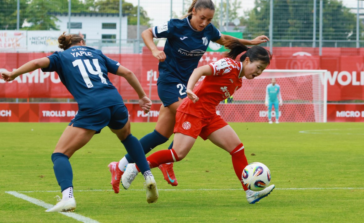 Ihr zweites Auswärtsspiel hintereinander bestreiten Yuuka Fukuhara und die 05-Fußballerinnen am Sonntag in Berlin.