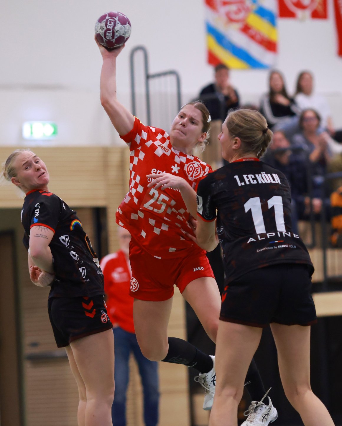 Jill Reuter war für den FSV Mainz 05 II in Bad Wildungen in den ersten 20 Minuten mit drei Siebenmeter erfolgreich, am Samstag geht es für ihr Team im ersten Heimspiel einmal mehr gegen den 1. FC Köln.