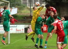 Das 3:0 köpfte Mao Koyama, indem er die versammelte Ingelheimer Deckung inklusive Torwart Fabian Brunner übersprang.