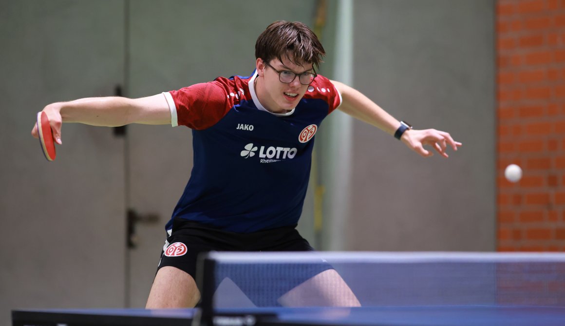 Starker Auftritt: Ole Kaspers gewann beide Einzel und das Doppel an Johannes Willekes Seite.