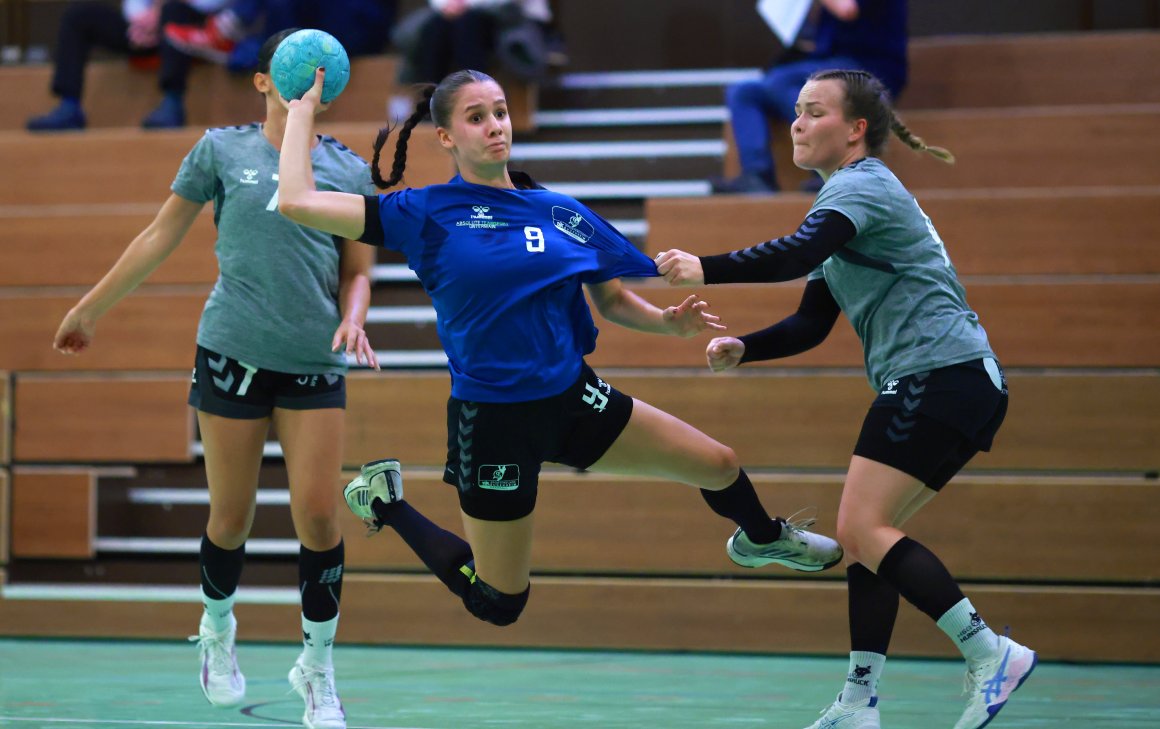 Emily Reese ist bei den Sportfreundinnen für die Spielorganisation zuständig, geht aber auch mal gerne selbst zum Abschluss. 