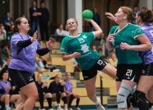Sophia Kemmler findet die Lücke in der Budenheimer Abwehr, dreimal gelang es der Linkshänderin, den Ball im Tor unterzubringen.
