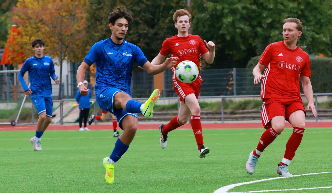Luca Sparwasser schoss die Harxheimer beim TV 1817 Mainz mit einem Doppelpack binnen zwei Minuten zur 3:1-Führung...