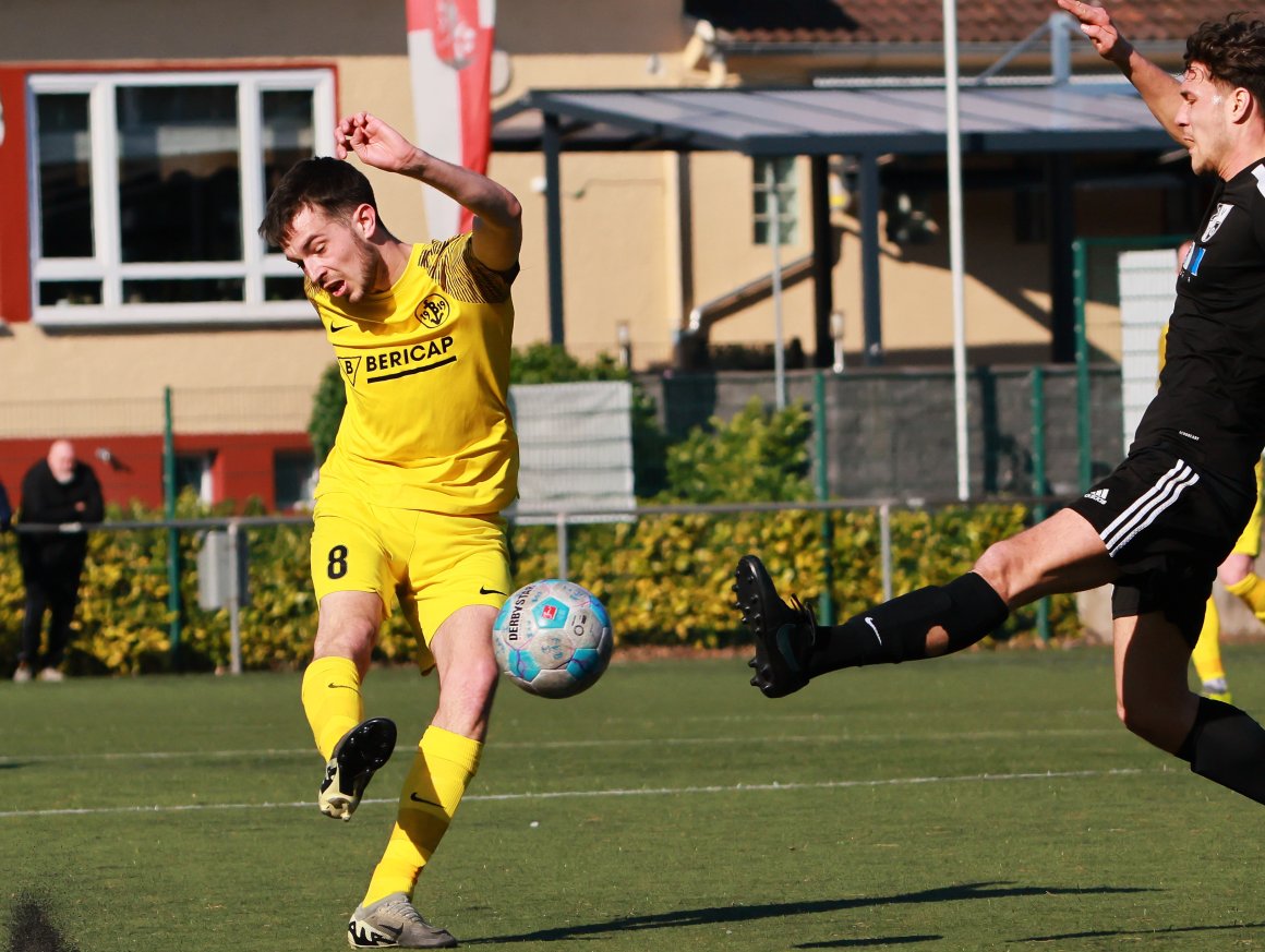 Philipp Wittenstein schoss den FV Budeneim bei Basara zum Sieg.