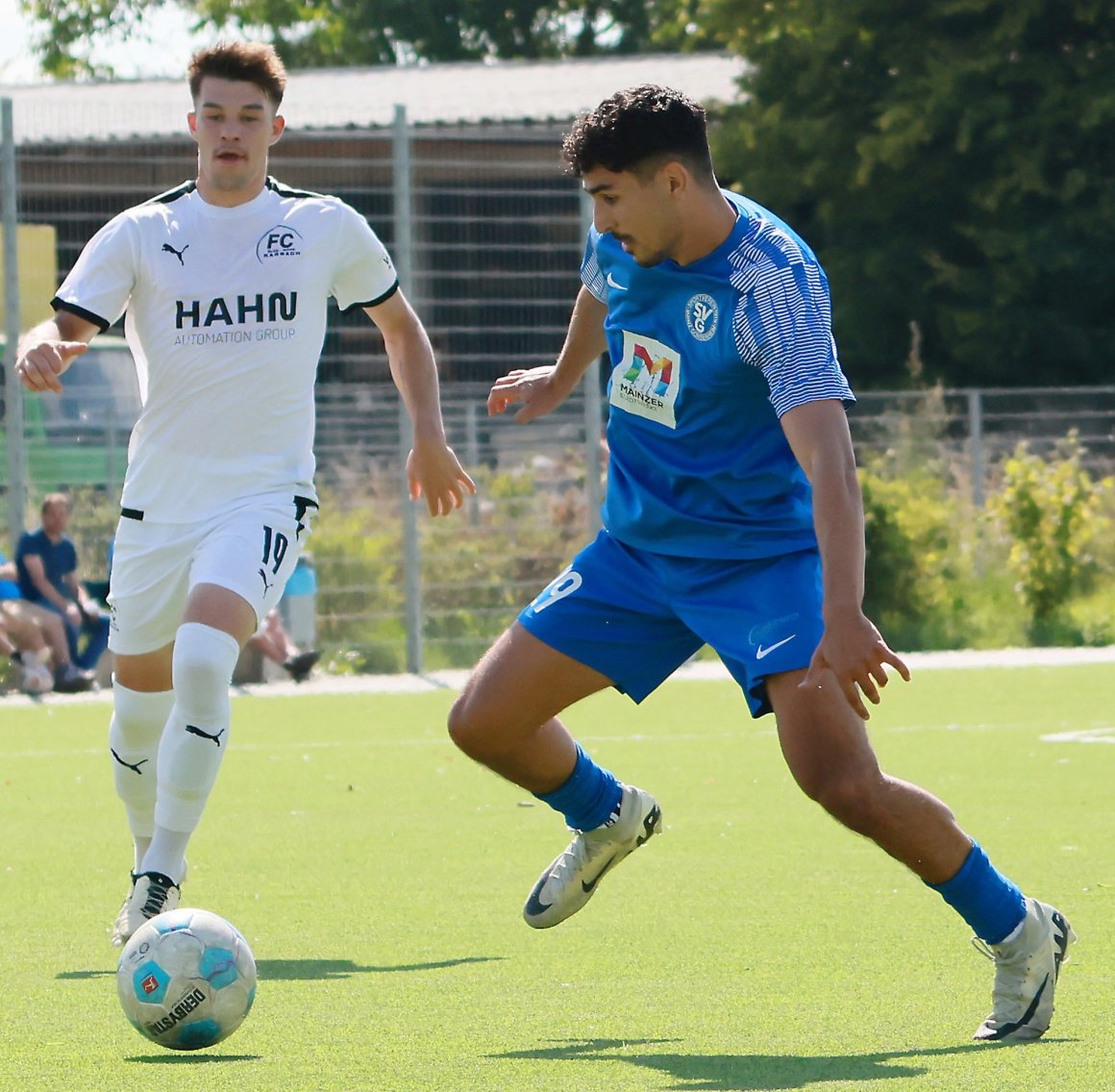 Cem Demir war wie mancher in der Anfangself des SV Gonsenheim von vorneherein nicht für vollen 90 Minuten vorgesehen. Die von der Rücksicht auf die Kraftreserven bestimmten Auswechslungen taten der Mannschaft im Pokalspiel in Mechtersheim allerdings nicht gut.