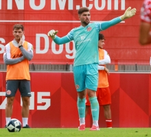 Luke Gauer, als Nummer zwei in die Saison gegangen, hat wegen Maximilian Kinzigs Erkrankung neun der zwölf Saisonspiele absolviert, noch keine Niederlage kassiert und wird auch in Sandhausen im Tor stehen.