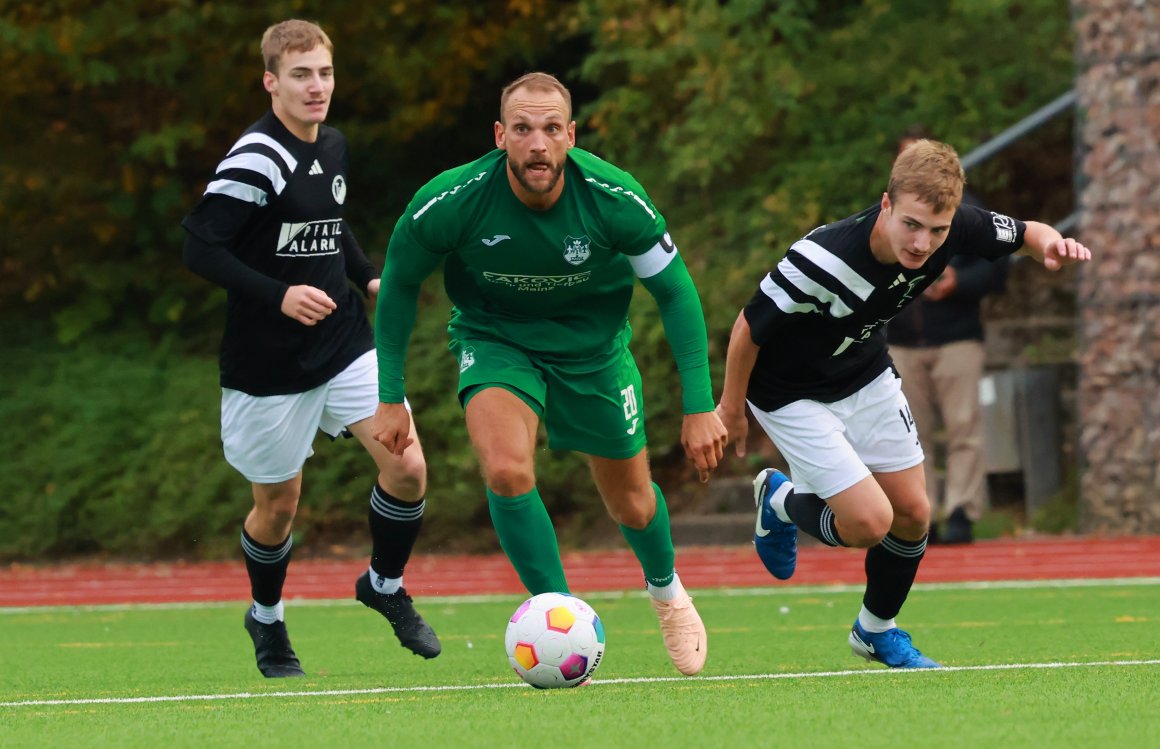 Mateo Trapp und die TuS Marienborn stehen derzeit so schlecht da wie noch nie nach zwölf Verbandsligaspieltagen.