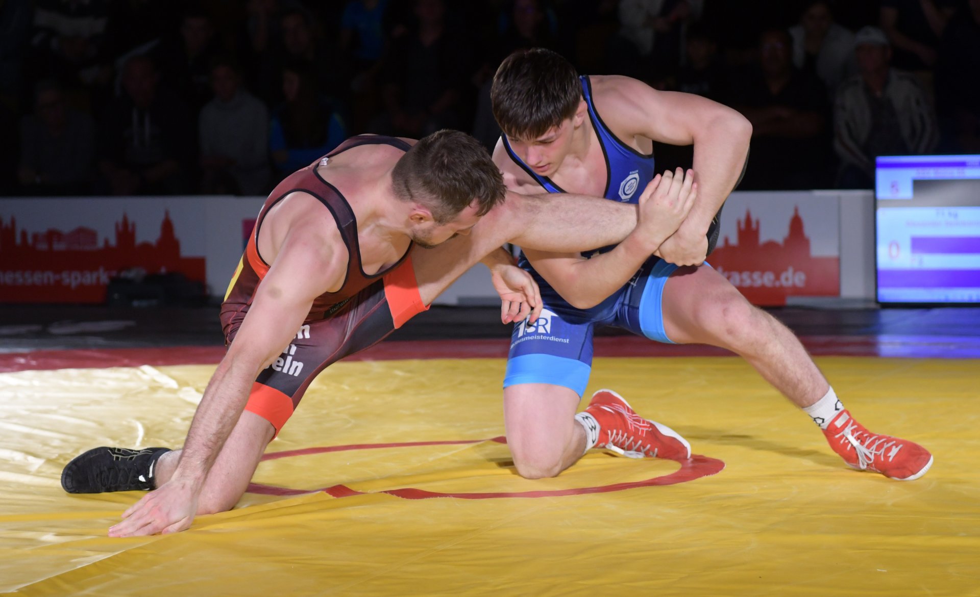 ...in dem er gegen den angriffslustigen Dario Fischietti mit 0:2 in Rückstand geriet...