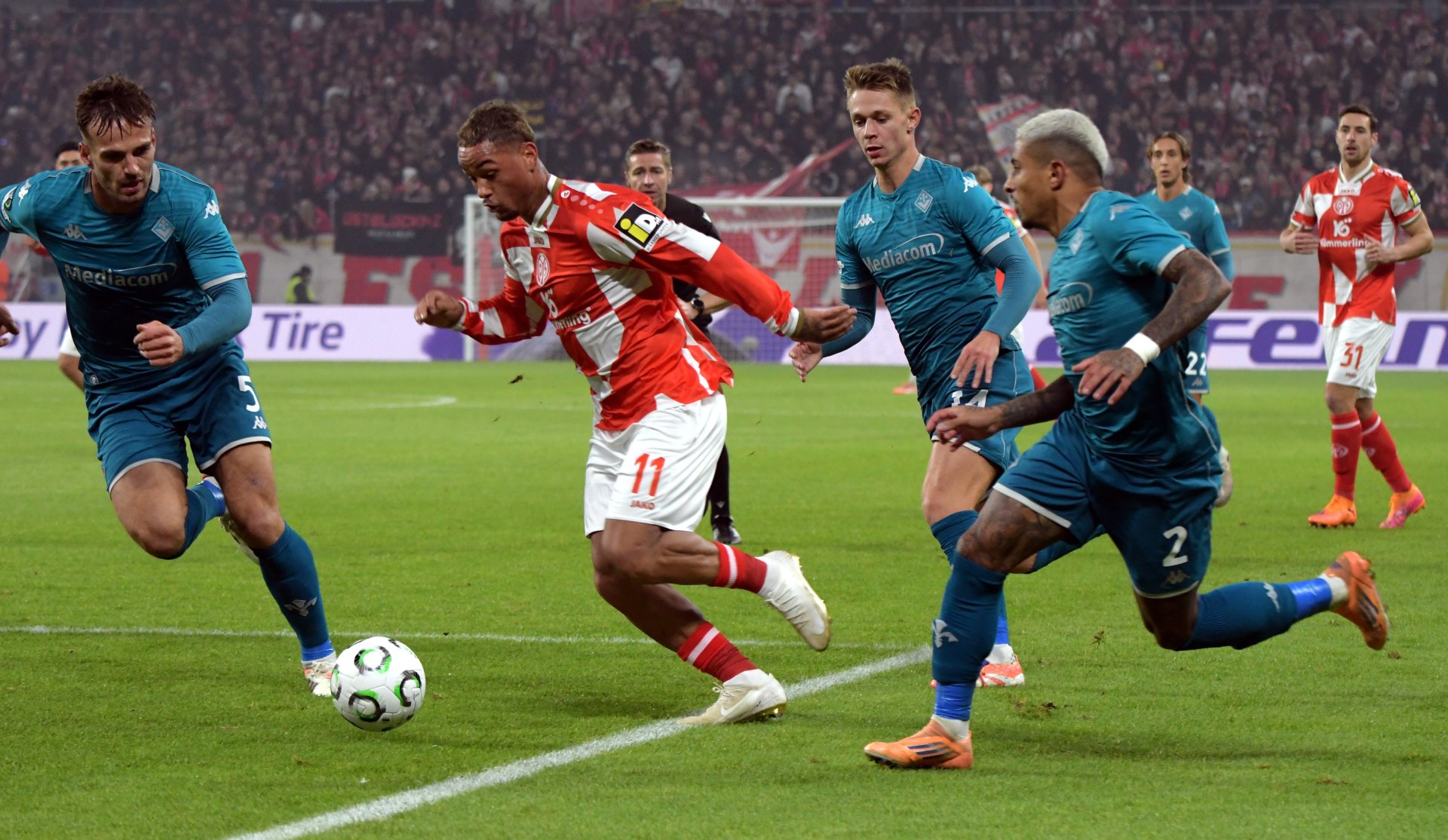 In der ordentlichen ersten Viertelstunde der 05er lief Armindo Sieb mehreren Italienern davon… 