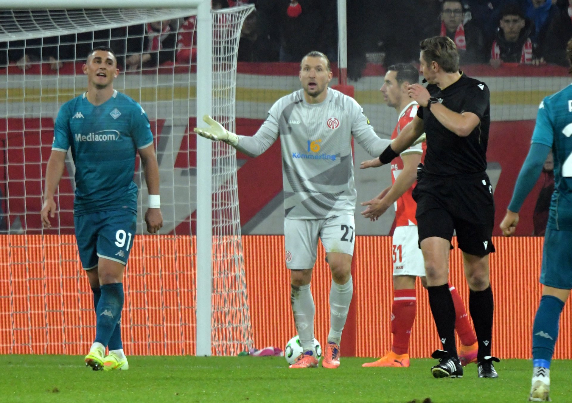 Manchmal fragte Robin Zentner sich, wo seine Vorderleute gerade waren.