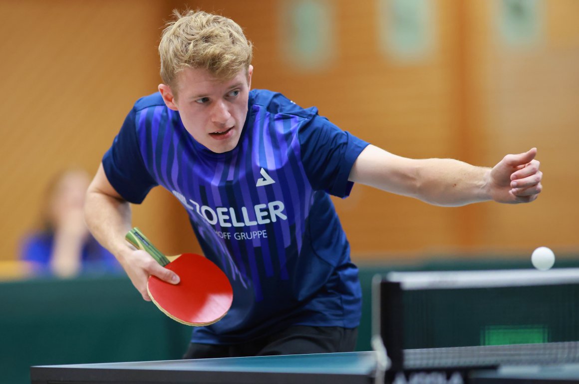 Jan Kämmerer holte gegen den starken Henry Wiche seinen dritten Punkt im vorderen Paarkreuz.