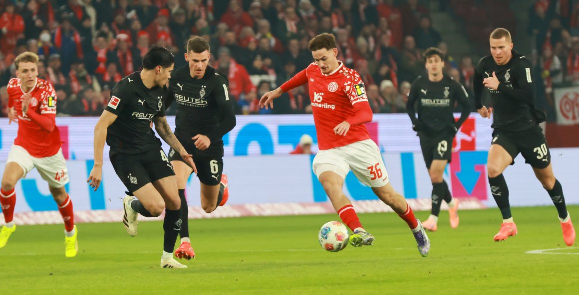 Vorige Saison in der Verbandsliga, jetzt mit dem Bundesligadebüt: Fabio Moreno Fell hinterließ gegen Gladbach einen guten Eindruck.