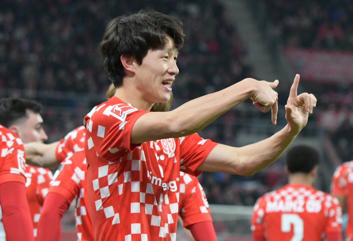 Vor exakt einem Jahr hatte Jae-sung Lee gegen die Bayern zweimal getroffen, am Sonntag erzielte er das 2:1.