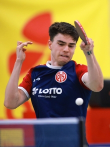 Daniel Berzosa kam im ersten Spiel mit dem gegnerischen Material nicht zurecht und verschenkte im zweiten Einzel den zweiten Satz.