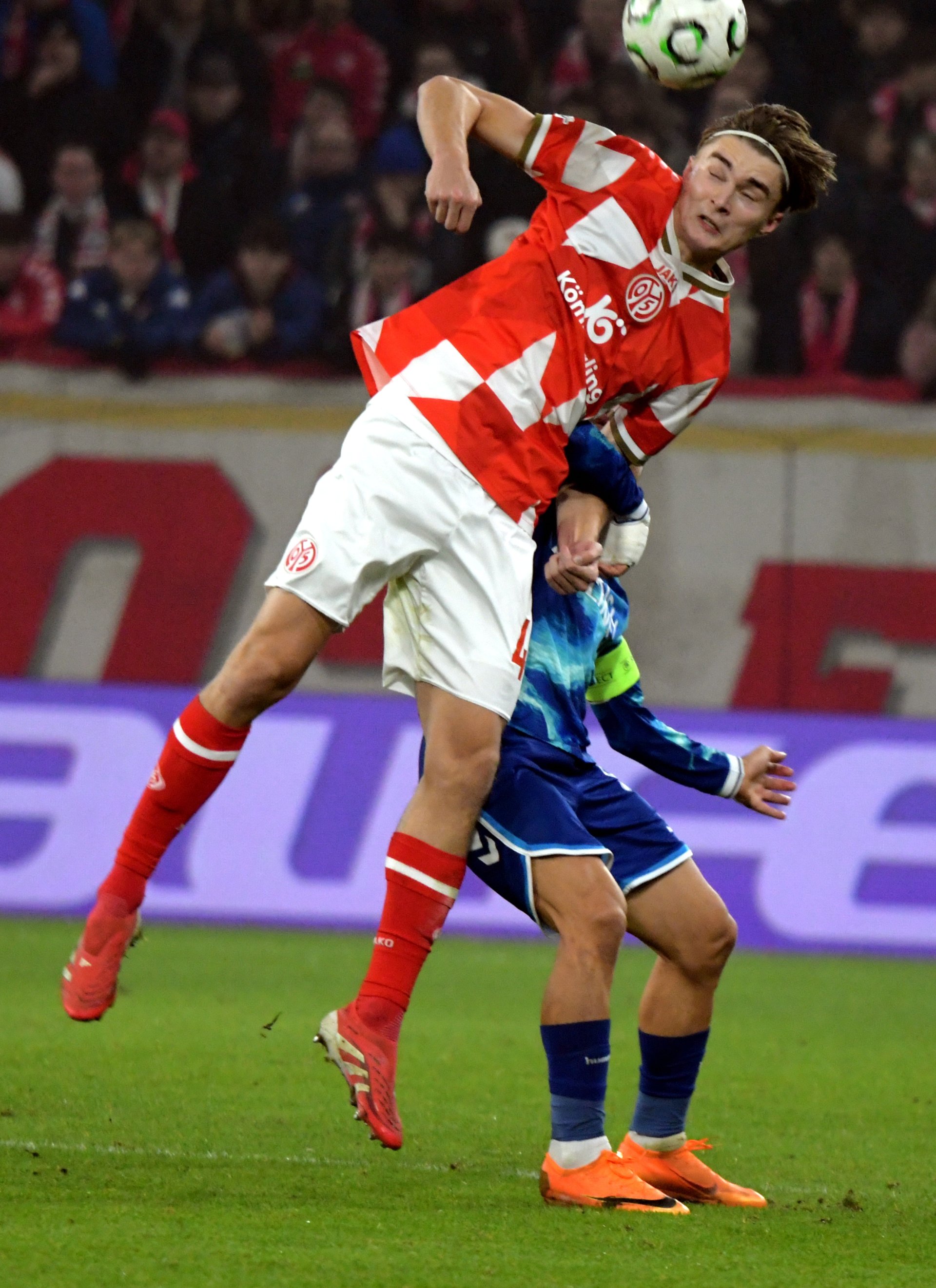Die Mainzer Hintermannschaft mit dem jungen Kacper Potulski...