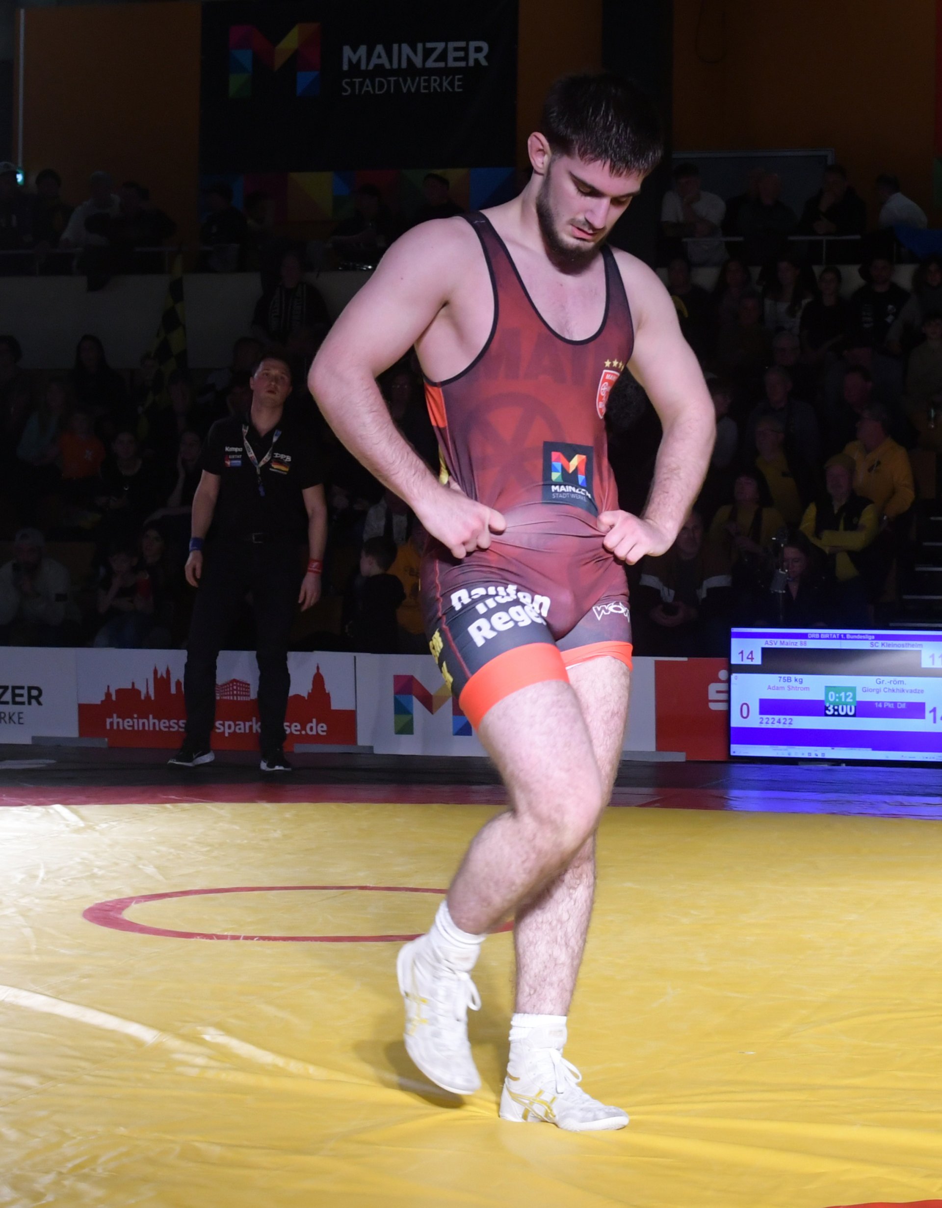 Adam Shtrom wirkte nach seinem Kampf enttäuscht…