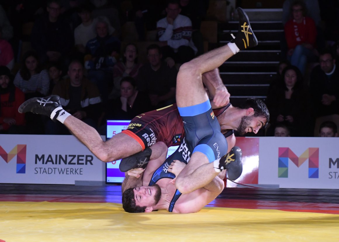 Sieben Bundesligaeinsätze bestritt Alen Tamrazov (oben) in dieser Saison für die 88er...