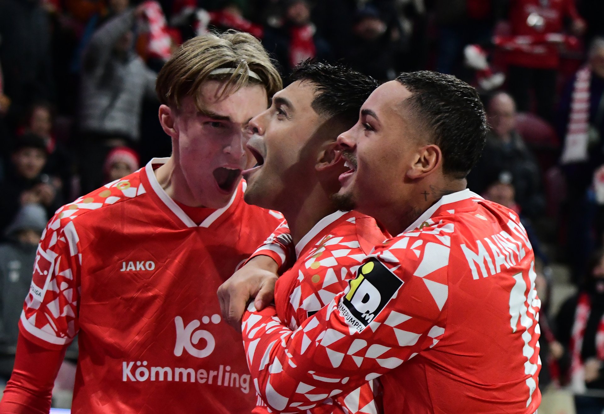 …danach gesellen sich Kacper Potulski…