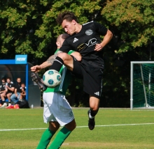 Kevin Schuhmacher und der SKC Barbaros sind nach holprigem Saisoneinstieg an die Spitze der Bezirksliga gesprungen, die sie wohl nicht mehr hergeben wollen.