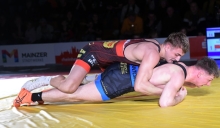 Radu Placinta (oben) wird auch in der nächsten Saison das Trikot der 88er tragen.