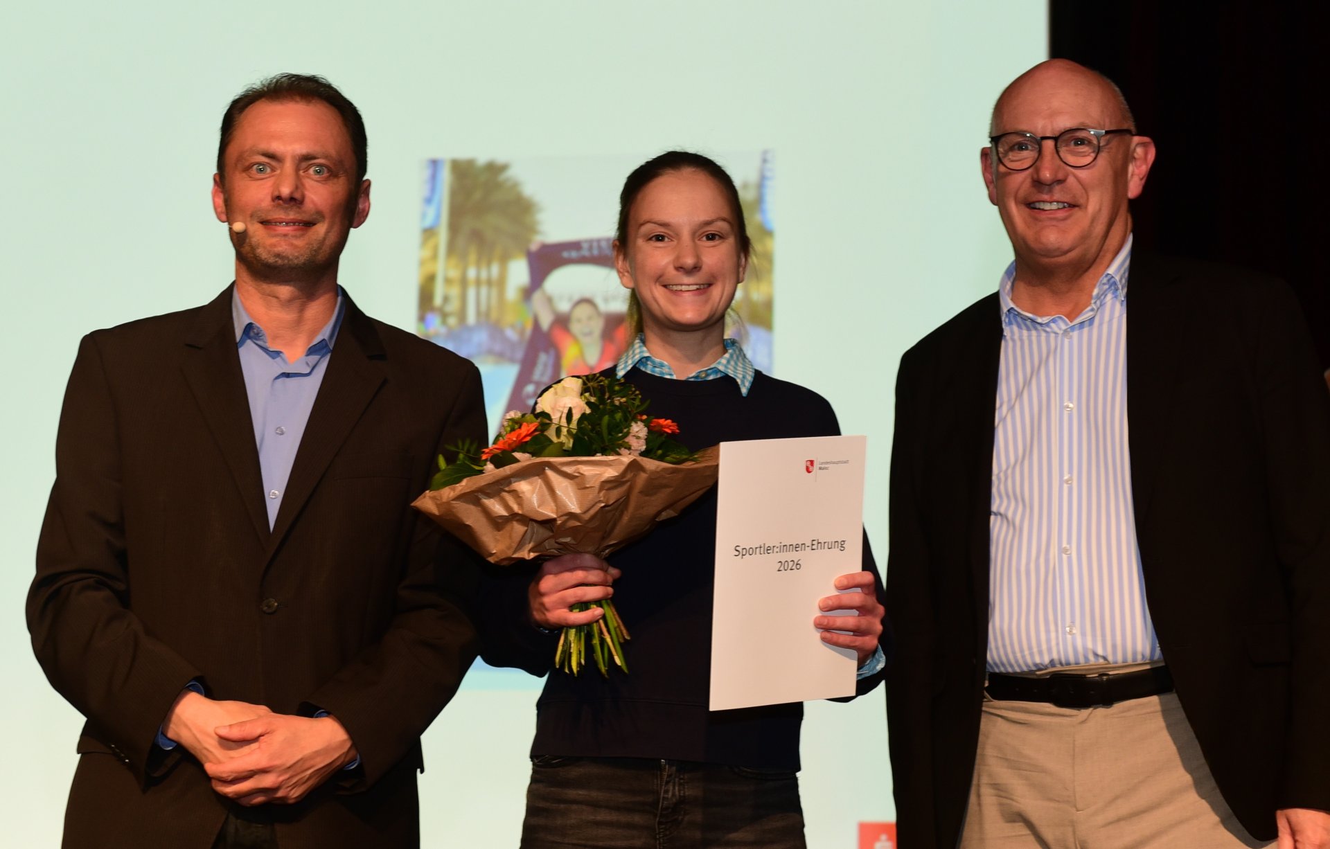 Erst seit drei Jahren dabei und schon Weltmeisterin im T100-Triathlon: Janina Krug vom TV Laubenheim.