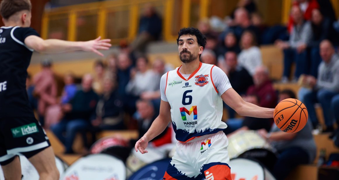 Noch zwei Spiele bleiben Fernando Barron und dem ASC, um den vorletzten Tabellenplatz wieder zu verlassen.