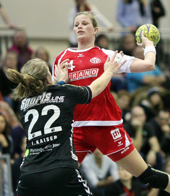 Es geht wieder los für Laura Schmitt und den FSV Mainz 05 in der Zweiten Handball-Bundesliga. Beim Jahreseinstieg beim SV Union Halle-Neustadt muss sich zeigen, wie schnell der Tabellenachte wieder in den Lauf findet.