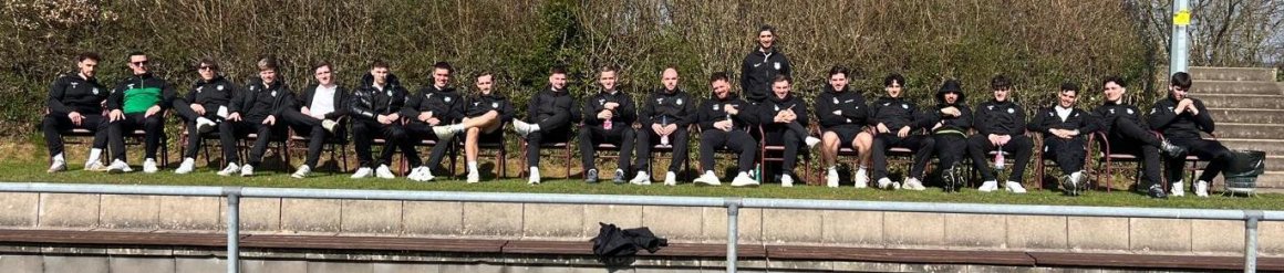 Wie die Hühner auf der Stange saßen die Marienborner vor der Partie in Steinwenden. Später legten sie ein Ei, für einen Sieg hätten sie ein zweites benötigt.