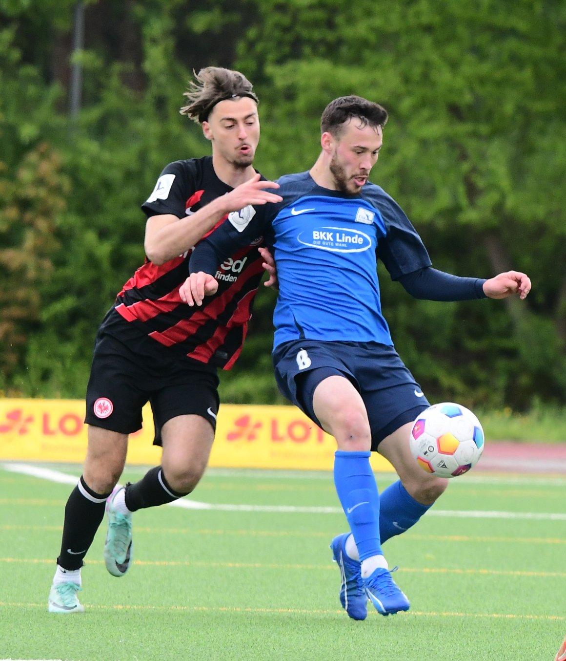 Dreimal stand Silas Schwarz (r.) zuletzt wieder in der Anfangsformation. Am Samstag muss er passen.