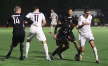 Umkämpft war in die zweite Halbzeit des Derbys zwischen der TuS Marienborn und dem VfB Bodenheim, nach dem die Gäste in Führung gegangen waren, spät gelang der TuS der Ausgleich.