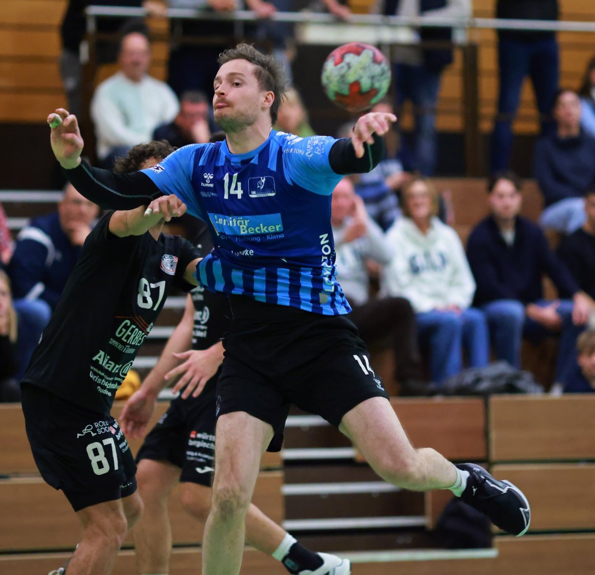 Falls sein Flieger rechtzeitig landet, wird Sören Dübal beim Spiel in Mülheim-Kärlich der einzige einsatzbereite Linkshänder der Sportfreunde sein.