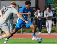 Aidan Neal hatte das letzte Wort in Eppelborn und das sprach dem SV Gonsenheim per Torschuss drei Punkte zu.