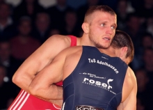 Ilir Sefaj war so etwas wie der Held des Abends: Der 88er hatte sieben Kilo heruntergehungert, um im Greco-Fliegengewicht antreten zu können, brachte dann Vize-Europameister Vyugar Ragimov an den Rand einer Niederlage und gab nur einen Punkt ab. 