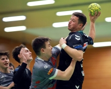 Beim jüngsten Gastspiel der SG Zweibrücken in der Waldsporthalle fielen beim 22:22 erstaunlich wenig Tore, Lukas Nagel war mit fünf Treffern schon der erfolgreichste Schütze in der Halle. Beide Mannschaften hingen allerdings im Mittelfeld fest, diesmal treffen die Teams sich wieder zu einem Spitzenspiel.