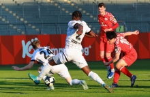 Dieser Schuss von Taiyu Yamasaki blieb nach dem 1:0 der einzige gefährliche Abschluss der U23.