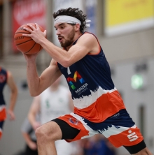 Zieht künftig wieder in der Zweiten Regionalliga zum Korb: Tobias Oppenberg.