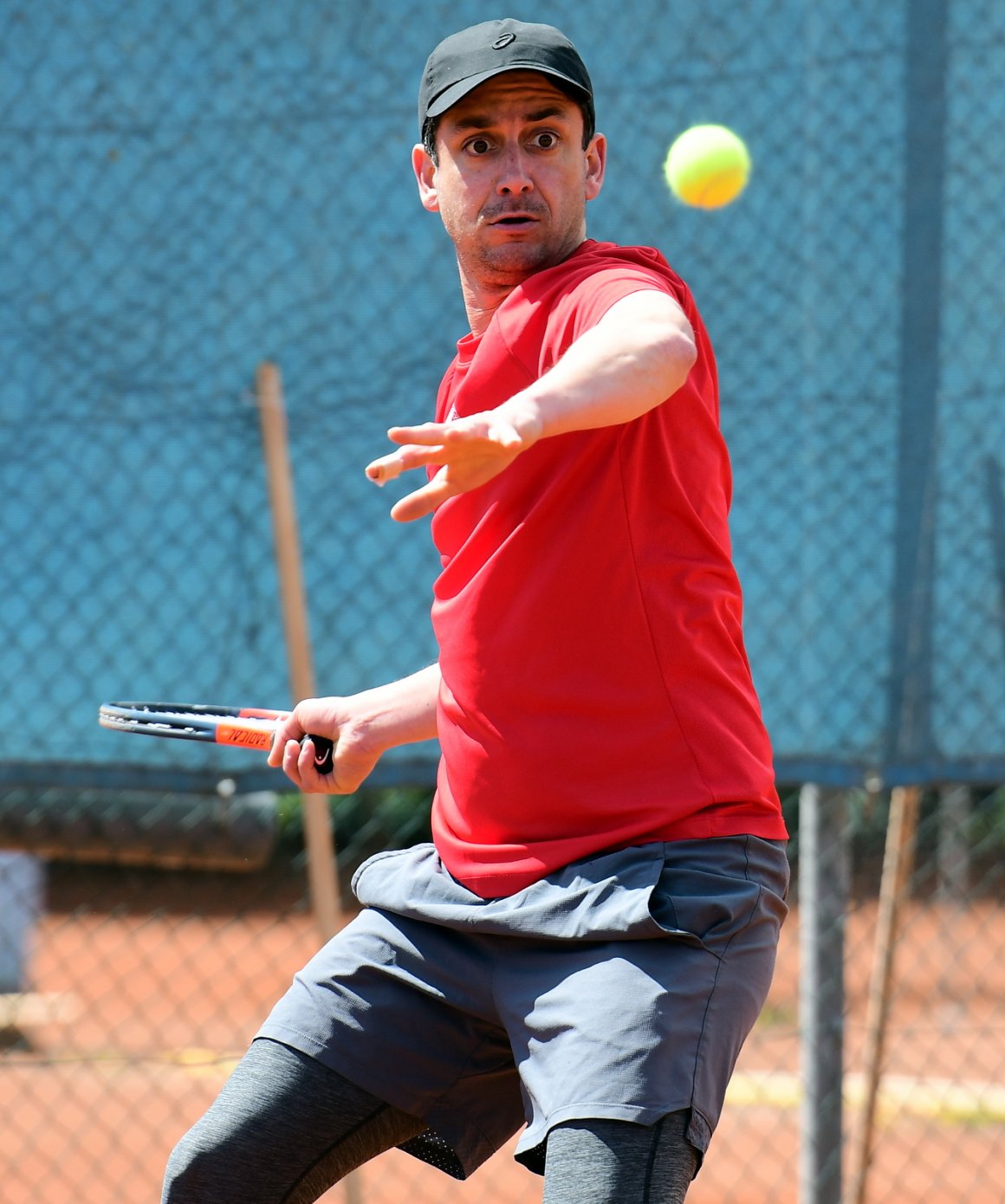 ...gegen Julian Djabarian in den Matchtiebreak, den er aber erfolgreich gestaltete.
