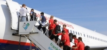Auf dem Weg in wärmere Gefilde: Die Fußballprofis von Mainz 05 haben sich am Dienstag im spanischen Marbella zu einem achttägigen Traininsgslager eingefunden.