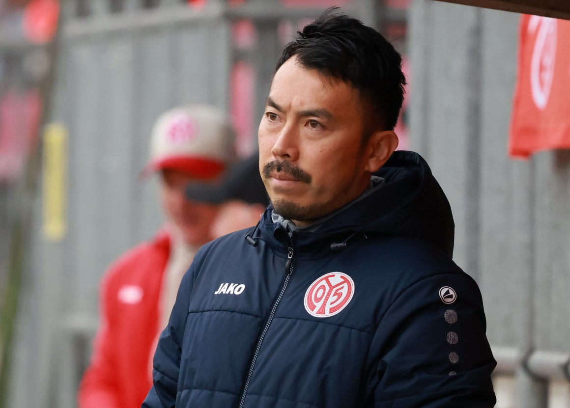 Hat die 05-Fußballerinnen binnen zwei Jahren von der Regionalliga in die Bundesliga geführt: Takashi Yamashita.