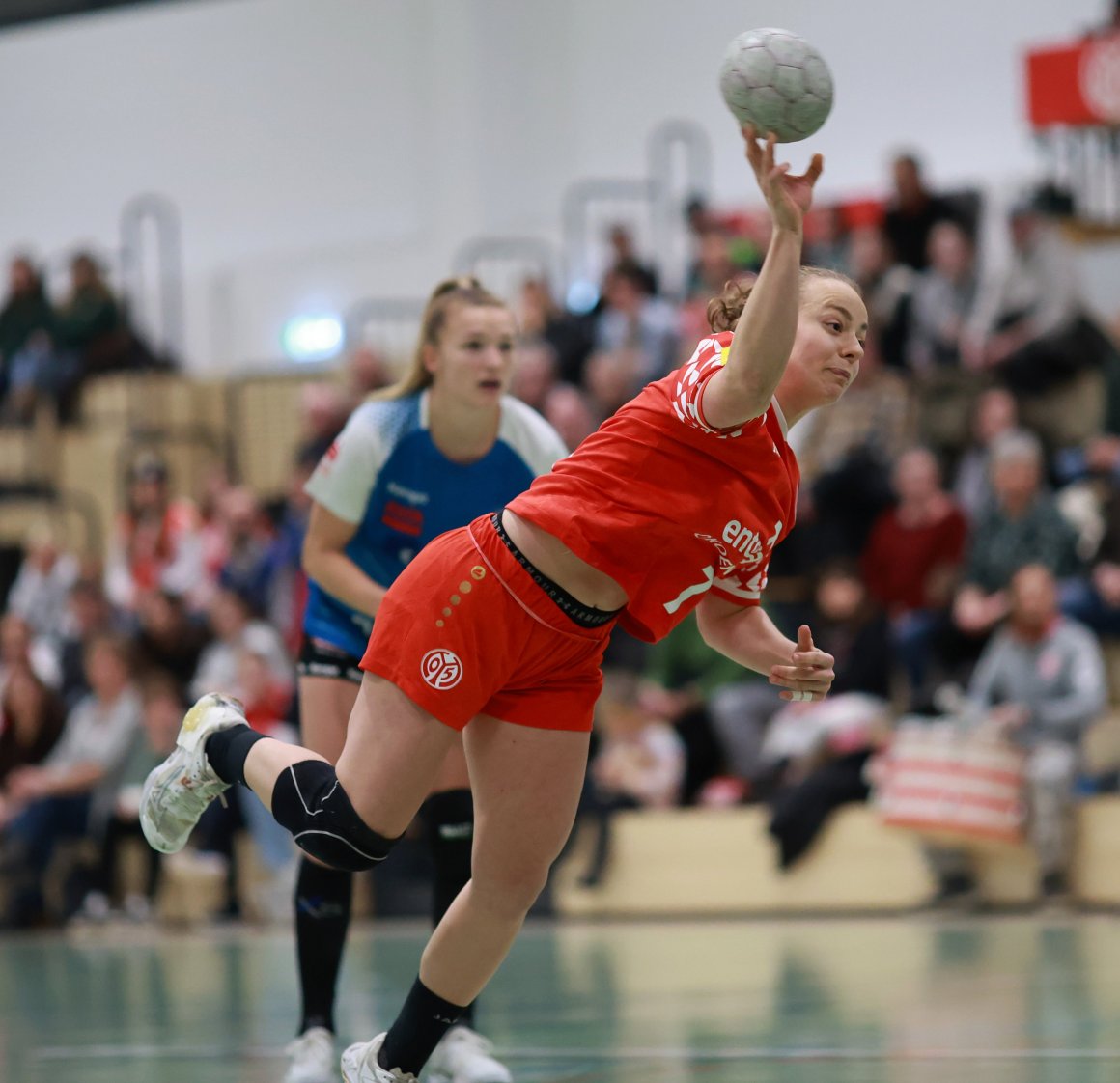 Magdalena Probst war von den vier 05-Spielerinnen, die gegen den HC Rödertal ihren Abschied vom eigenen Publikum nahmen, die auffälligste und beste Akteurin, mit fünf verwandelten Siebenmetern und drei Treffern von ihrer Linksaußenposition.