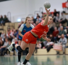 Magdalena Probst war von den vier 05-Spielerinnen, die gegen den HC Rödertal ihren Abschied vom eigenen Publikum nahmen, die auffälligste und beste Akteurin, mit fünf verwandelten Siebenmetern und drei Treffern von ihrer Linksaußenposition.