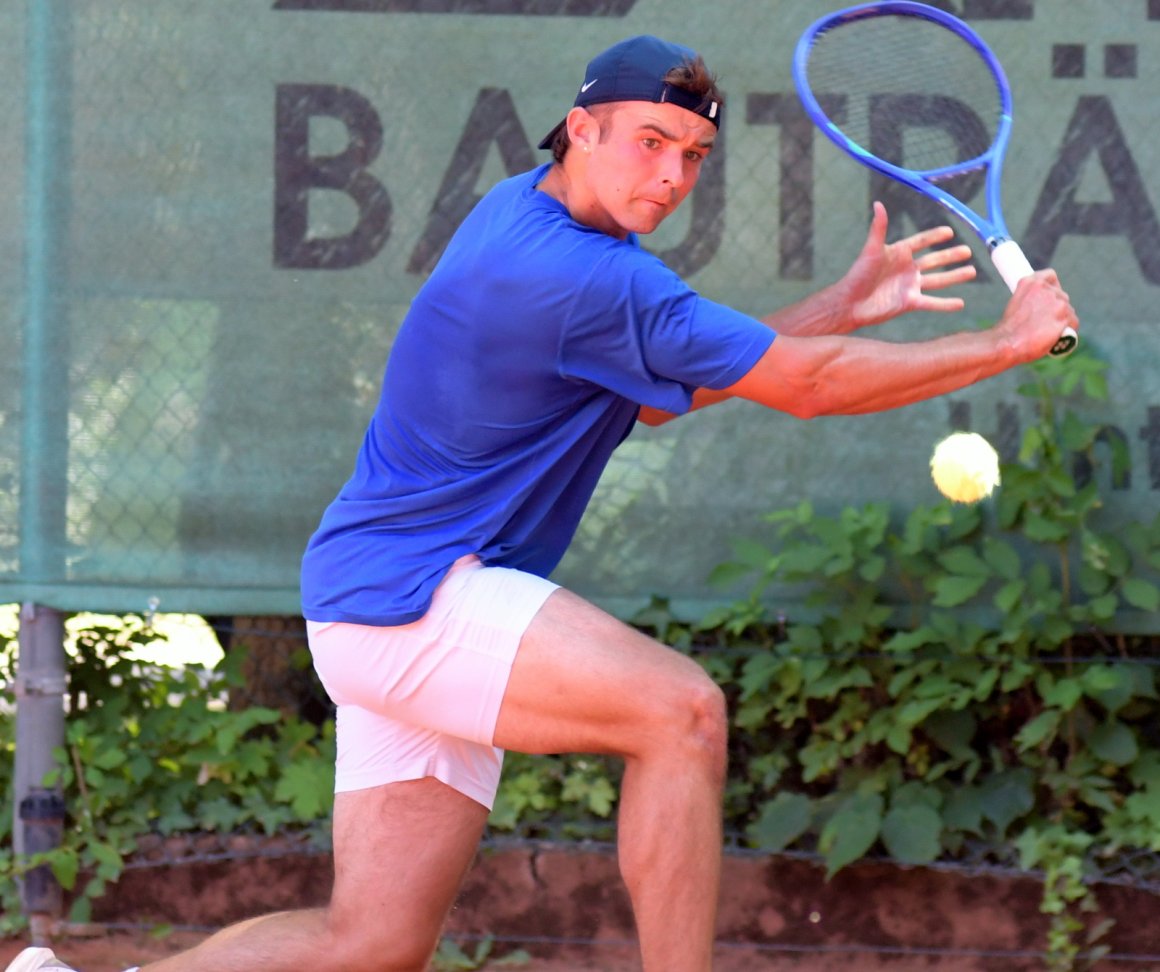 Elias Peter musste gegen Luca Hallstein hart kämpfen, um das Viertelfinale zu erreichen.